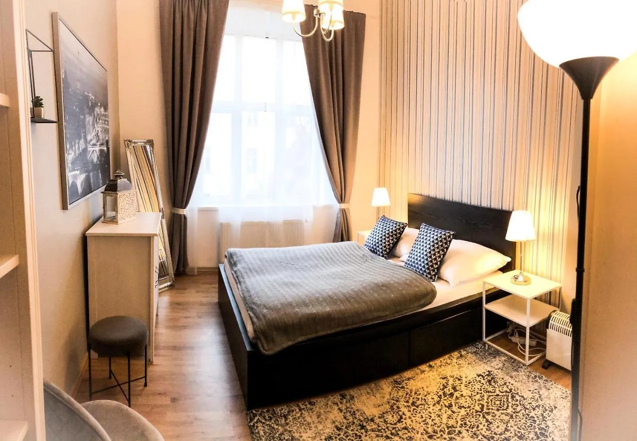 Alfons Apartments Прага